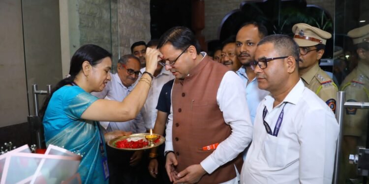 सीएम धामी का मुंबई दौरा