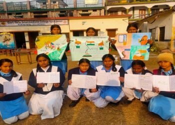 रुद्रप्रयाग : स्वीप के तहत जिले के स्कूल- कॉलेजों में लोकसभा चुनाव में शत प्रतिशत मतदान के लिए चल रहा है लगातार जागरूकता अभियान