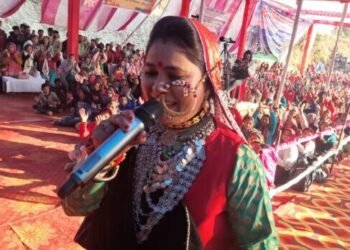 लोक गायिका हेमा करासी के जागरो पर थिरके बंड मेले में आये लोग, लोकगायक अमित सागर नें भी दी अपनी गीतों की प्रस्तुति