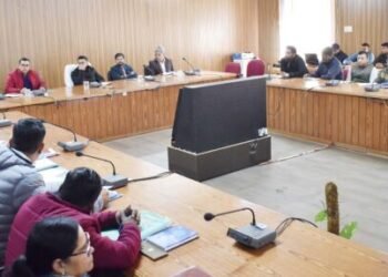 आगामी चारधाम यात्रा को सरल, सुगम और सुरक्षित बनाने के लिए समर्पित सिस्टम करें तैयार – डीएम हिमांशु खुराना