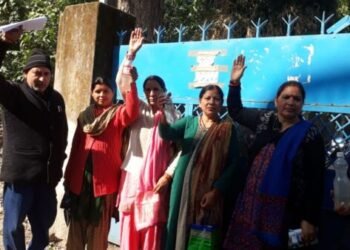 कोटद्वार में गंदे पानी की आपूर्ति के खिलाफ प्रदर्शन