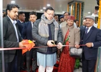 सीएम पुष्कर सिंह धामी ने उत्तराखण्ड जल विद्युत निगम को दी स्थापना दिवस की बधाई, मुख्यमंत्री को जल विद्युत निगम प्रबंध निदेशक ने सौंपा 20.10 करोड़ के लांभाश का चैक, यूजेवीएनएल के नये कारपोरेट भवन का किया लोकार्पण