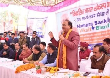 सांसद डॉ. रमेश पोखरियाल निशंक ने हरकी पैडी से शहरी क्षेत्र के लिए विकसित भारत संकल्प यात्रा का किया शुभारम्भ