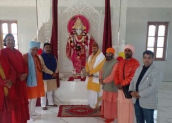 गुरुदेव अलवर वाले बाबा जी ने अपने तपोबल से किया भक्तों का कल्याण – श्री महंत श्यामसुंदर दास जी महाराज