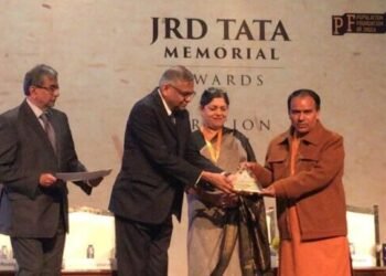 स्वास्थ्य मंत्री डॉ. धन सिंह रावत ने ग्रहण किया टाटा मेमोरियल अवार्ड, कहा विभागीय कार्मिकों का बढ़ेगा मनोबल, नई ऊर्जा का होगा संचार