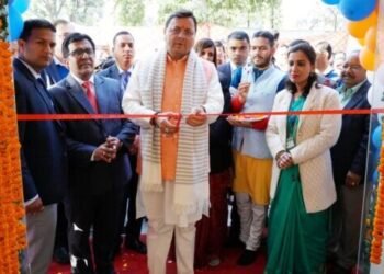 मुख्यमंत्री पुष्कर सिंह धामी ने सचिवालय परिसर में गढवाल मण्डल विकास निगम द्वारा स्थापित कैन्टीन का किया शुभारम्भ, कॉफी टेबल बुक दि होली गंगा का भी किया विमोचन