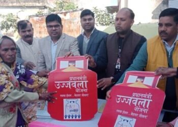 हरिद्वार : विकसित भारत संकल्प यात्रा के तहत ग्राम लालढांग में आयोजित हुआ कार्यक्रम, आमजन को सरकार की योजनाओं की जन-प्रतिनिधियों एवं अधिकारियों ने दी विस्तृत जानकारी