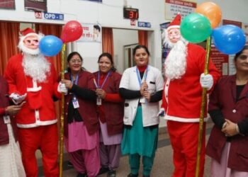 श्री महंत इन्दिरेश अस्पताल में धूमधाम से हुआ क्रिसमस सेलीब्रेशन