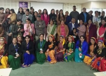 पूर्व छात्र सम्मेलन में जुटे सैकड़ो छात्र-छात्राएं, बोले आज जो भी हैं श्री गुरु राम राय विश्वविद्यालय की शिक्षा के ही कारण