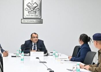 डीजीपी अभिनव कुमार ने की एसडीआरएफ के कार्यों की समीक्षा, हाई एल्टीट्यूड रिस्क्यू ऑपरेशन में दक्षता बढ़ाने के लिए हेली स्लाइदरिंग प्रशिक्षण कराने सहित दिए यह महत्वपूर्ण निर्देश