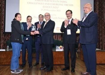आईआईटी रूड़की में भू – विज्ञान पर आयोजित हुई राष्ट्रीय कार्यशाला, छात्रों को उनकी शैक्षणिक उत्कृष्टता के लिए  प्रदान की गई ओएनजीसी विदेश ट्रॉफी, गहन भू अध्ययन के लिए जियोडायनामिक्स की खोज