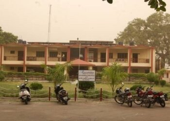 खनन माफिया ने कोटद्वार तहसील के पटवारी को दी जान से मारने की धमकी, अब्दुल जब्बार का डंपर हुआ सीज