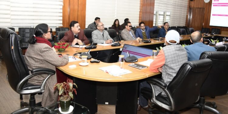 अपर मुख्य सचिव राधा रतूड़ी ने उत्तराखण्ड ग्लोबल इन्वेस्टर्स समिट में आवास विभाग से सम्बंधित एमओयू की ग्राउण्डिंग के सम्बन्ध में समीक्षा बैठक ली