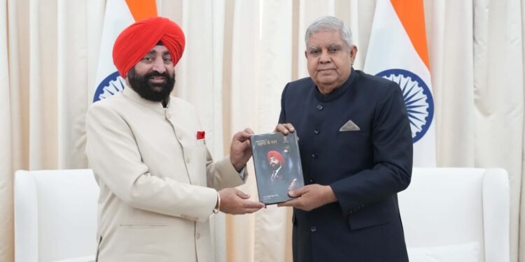 दिल्ली में उपराष्ट्रपति जगदीश धनखड़ से मिले  राज्यपाल गुरमीत सिंह