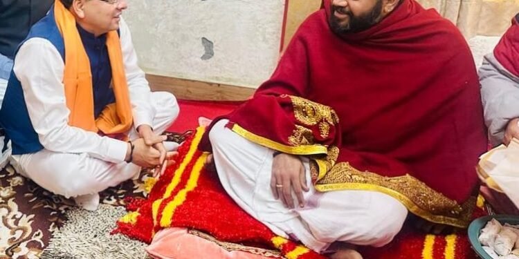 मुख्यमंत्री ने बदरीनाथ पहुंचकर  यात्रा व्यवस्थाओं का किया स्थलीय निरीक्षण।