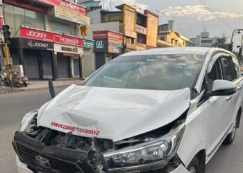 योग कार्यक्रम में जाते वक्त कैबिनेट मंत्री गणेश जोशी के वाहन का एक्सीडेंट, राजपुर रोड पर हुई घटना,