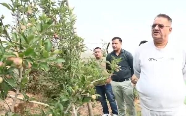 रानीखेत स्थित राजकीय उद्यान चौबटिया का आकस्मिक निरीक्षण करने पहुँचे कृषि मंत्री गणेश जोशी