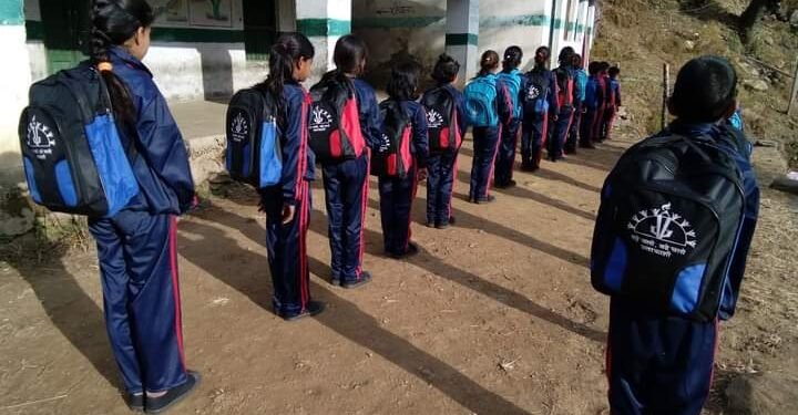 देहरादून में शनिवार को भी रहेंगे स्कूल बंद; मौसम विभाग के अलर्ट के बाद डीएम सोनिका ने किए आदेश जारी