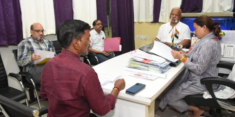 राष्ट्रीय खेलों की तैयारी तेज, अक्टूबर और नवंबर महीने में होंगे राष्ट्रीय खेल, मंत्री रेखा आर्य ने की समीक्षा बैठक