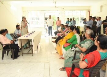 पंडित दीनदयाल उपाध्याय जी की जन्म जयंती पर मंत्री रेखा आर्या ने अर्पित की पुष्पांजलि