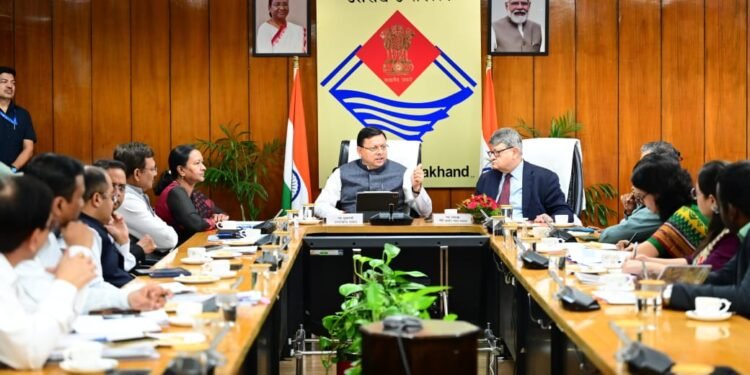 मुख्यमंत्री और नीति आयोग के उपाध्यक्ष के बीच राज्य से जुडे विभिन्न विषयों पर हुई चर्चा, सीएम ने पर्वतीय राज्य के लिए अलग नीति बनाने का अनुरोध किया