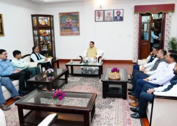 IAS संगठन ने मुख्यमंत्री पुष्कर सिंह धामी से मुलाकात कर सचिव के साथ हुए दुर्व्यवहार पर कार्रवाई की मांग की