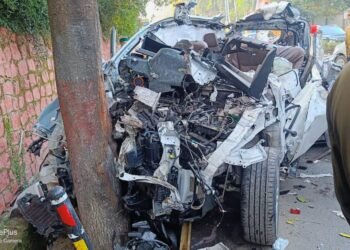 देहरादून में बड़ा सड़क हादस,छह लोगों की मौत, एक नाजुक