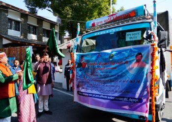 मुख्यमंत्री पुष्कर सिंह धामी ने श्रमिकों के आश्रित शिशुओं के लिए 168 पालन केंद्रों का उद्घाटन किया