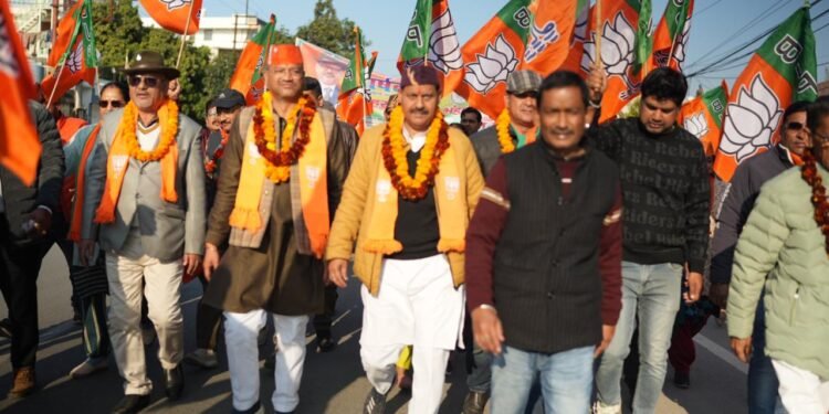 बीजेपी प्रत्याशी सौरभ थपलियाल ने तेज किए प्रचार, संगठन ने भी झोंकी ताकत