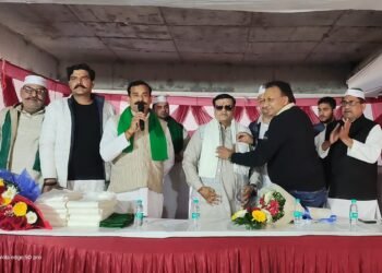 किसान यूनियन (तोमर) से निष्कासित लोग बिल्डरों को कर रहे ब्लैकमेल, यूनियन के नेता ने किया आंदोलन का ऐलान