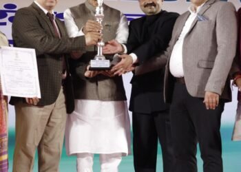 गणतंत्र दिवस परेड में उत्तराखण्ड की झांकी को मिला तीसरा स्थान, “सांस्कृतिक विरासत एवं साहसिक खेल” पर आधारित थी झांकी