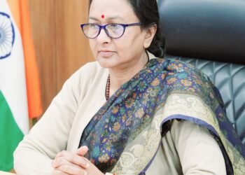 सीएस  राधा रतूड़ी ने स्कूलों में ईट राइट मूवमेंट के तहत स्थानीय मिलेट्स को मिड डे मील में शामिल करने के निर्देश दिए