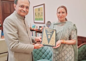 खेल मंत्री रेखा आर्या की केंद्रीय मंत्री मेघवाल से मुलाकात