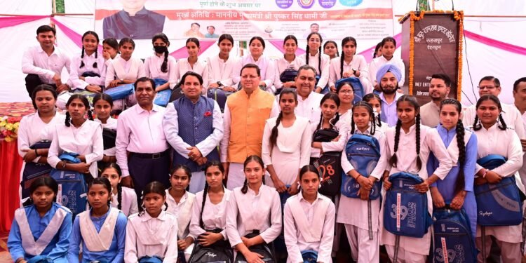 श्री गुरु राम राय इंटर कॉलेज, सहसपुर ने पूरे किए 70 वर्ष