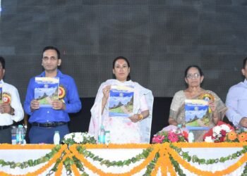 इंजीनियरिंग में भी बढे महिलाओं की भागीदारी : रेखा आर्या