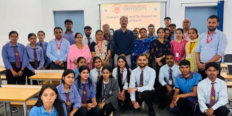 ट्रंप के आयात कर का दुनिया पर आर्थिक प्रभाव विषय पर व्याख्यान