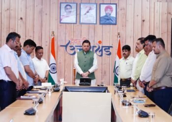 जम्मू कश्मीर के पहलगाम आतंकी हमले में मारे गए लोगों को CM धामी ने दी श्रद्धांजलि