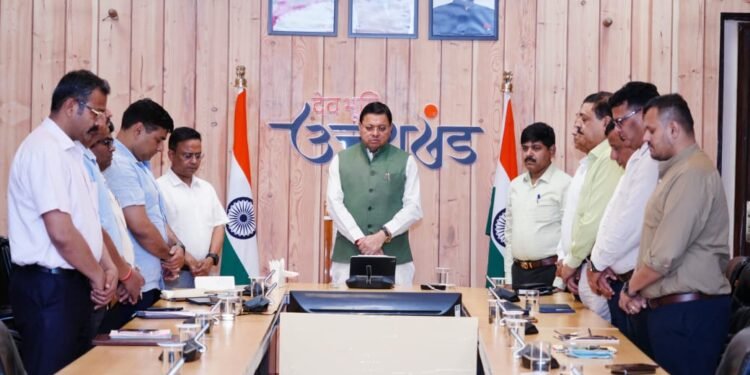 जम्मू कश्मीर के पहलगाम आतंकी हमले में मारे गए लोगों को CM धामी ने दी श्रद्धांजलि