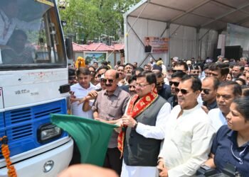 ऋषिकेश पहुंचे मुख्यमंत्री पुष्कर सिंह धामी, चार धाम यात्रा का विधिवत्त शुभारंभ किया