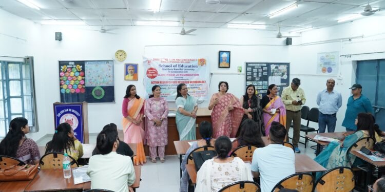 एसजीआरआर विश्वविद्यालय द्वारा एसजीआरआर पब्लिक स्कूलों के शिक्षकों के लिए शोध पद्धति पर तीन दिवसीय कार्यशाला का आयोजन