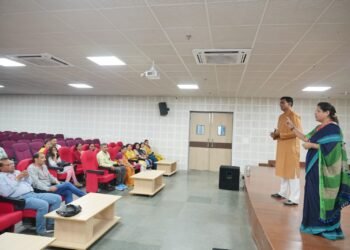 एसजीआरआर विश्वविद्यालय में शिक्षकों के कल्याण के लिए और चिंता को कम करने विषय” पर इंटरैक्टिव सत्र का आयोजन