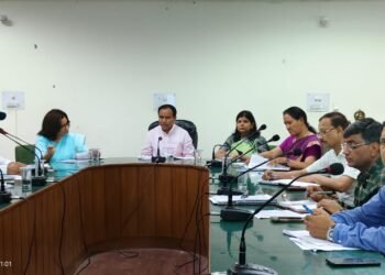 30 सितम्बर तक छात्रों के खाते में भेजें धनराशिः डॉ. धन सिंह रावत