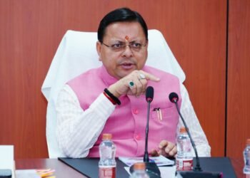 मुख्यमंत्री ने राज्य आपतकालीन परिचालन केन्द्र पहुंचकर प्रदेश में हो रही अतिवृष्टि का लिया जायजा