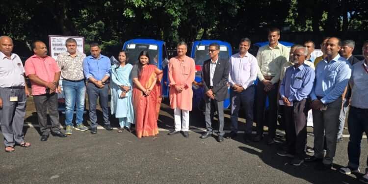 ओ०एन०जी०सी ने निगम को दिए तीन इलेक्ट्रॉनिक लोडर