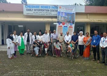 श्री महंत इन्दिरेश अस्पताल द्वारा चैशायर होम्स में निःशुल्क स्वास्थ्य शिविर का आयोजन