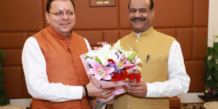 मुख्यमंत्री पुष्कर सिंह धामी ने लोकसभा अध्यक्ष ओम बिड़ला से की शिष्टाचार भेंट