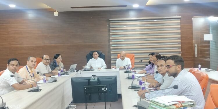 दून विश्वविद्यालय में स्थापित होगा हिन्दू अध्ययन केन्द्रः डॉ. धन सिंह रावत