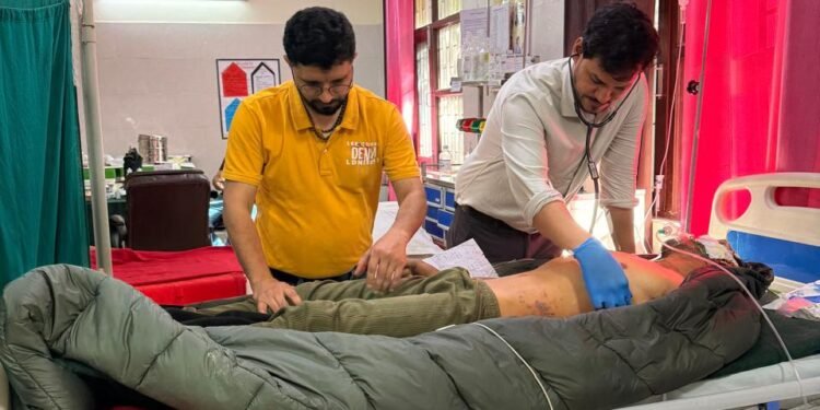 धराली आपदा : अलर्ट मोड में स्वास्थ्य विभाग, मुख्यमंत्री के निर्देश पर स्वास्थ्य सचिव ने किया अस्पतालों का निरीक्षण