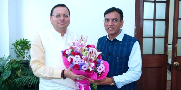 मुख्यमंत्री पुष्कर सिंह धामी ने केंद्रीय युवा कार्यक्रम एवं खेल मंत्री डॉ. मनसुख मांडविया से भेंट की