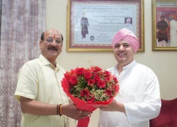 वन मंत्री सुबोध उनियाल ने श्री दरबार साहिब में टेका मत्था, एसजीआरआर ग्रुप की सेवाओं की सराहना